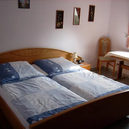 Huhle Bei Dresden * Rabenau