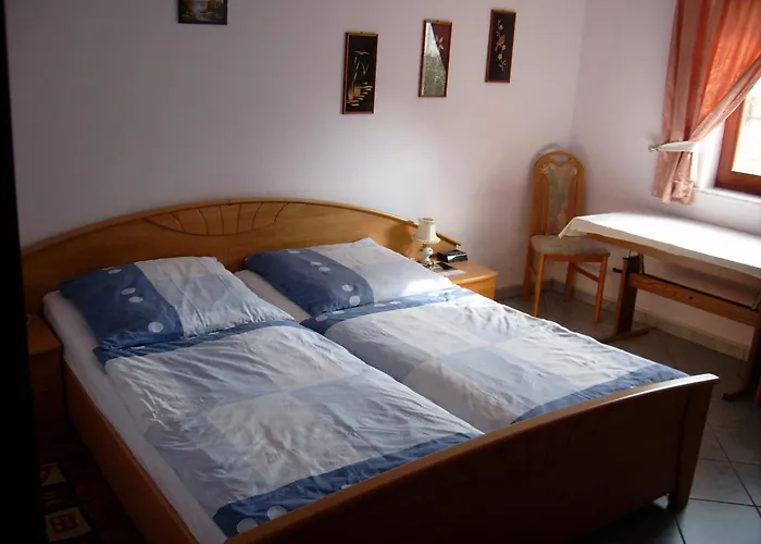 Huhle Bei Dresden * Rabenau